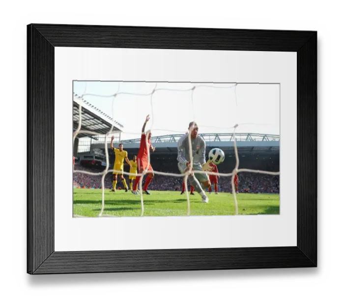 Framed Print : Liverpool goalkeeper Pepe Reina pushes the ball into his own net to score the Arsenal goal Framed Print : Liverpool goalkeeper Pepe Reina pushes the ball into his own net to score the Arsenal goal