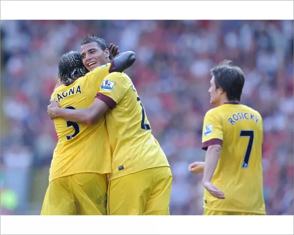 Marouane Chamakh and Bacary Sagna celebrate the Arsenal goal. Liverpool 1: 1 Arsenal