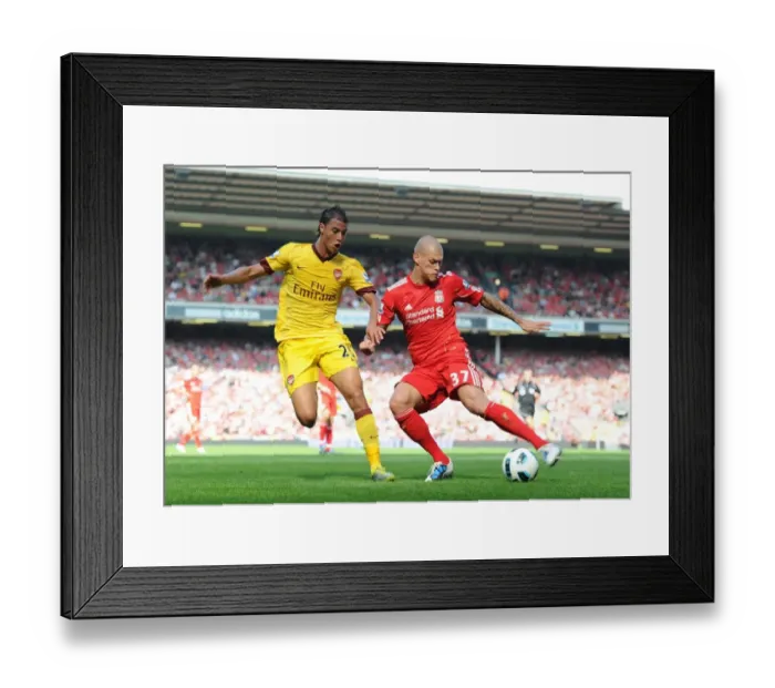 Framed Print : Marouane Chamakh (Arsenal) Martin Skrtel (Liverpool). Liverpool 1: 1 Arsenal Framed Print : Marouane Chamakh (Arsenal) Martin Skrtel (Liverpool). Liverpool 1: 1 Arsenal