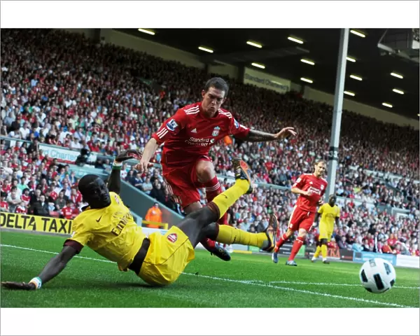Emmanuel Eboue (Arsenal) Daniel Agger (Liverpool). Liverpool 1: 1 Arsenal