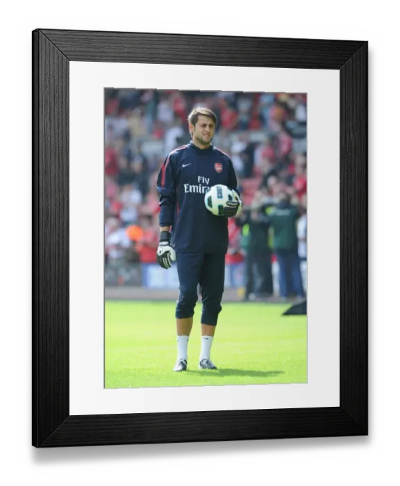 Framed Print : Lucasz Fabianski (Arsenal). Liverpool 1: 1 Arsenal, Barclays Premier League Framed Print : Lucasz Fabianski (Arsenal). Liverpool 1: 1 Arsenal, Barclays Premier League