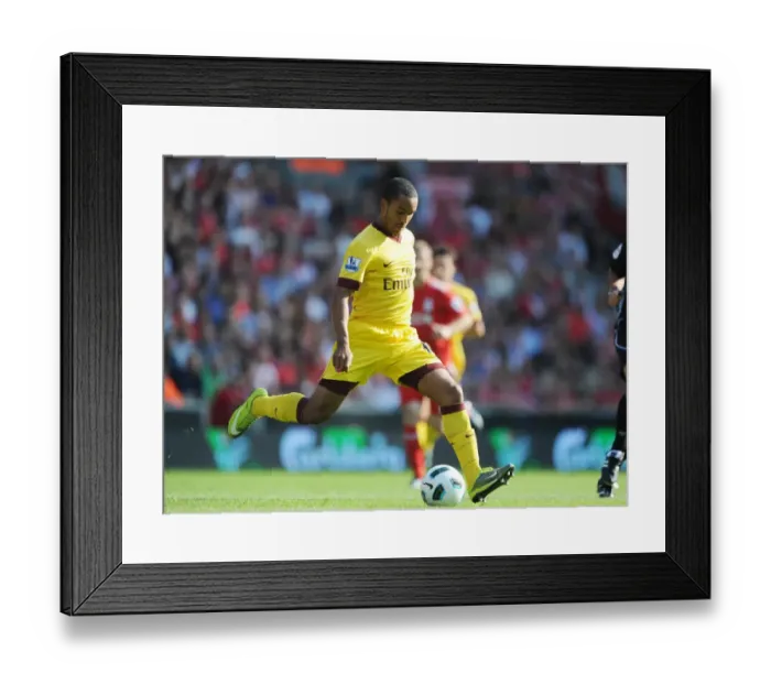 Framed Print : Theo Walcott (Arsenal). Liverpool 1: 1 Arsenal, Barclays Premier League Framed Print : Theo Walcott (Arsenal). Liverpool 1: 1 Arsenal, Barclays Premier League