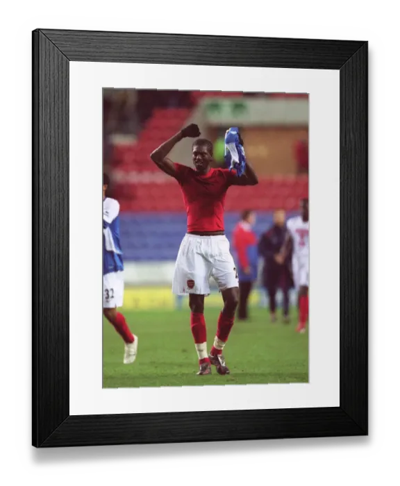 Framed Print : Emmanuel Adebayor (Arsenal) celebrates at the end of the match
