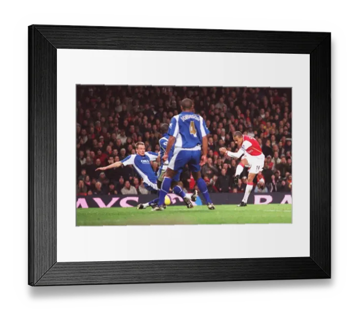 Framed Print : Gilberto scores Arsenals 2nd goal past Matt Taylor (Portsmouth)