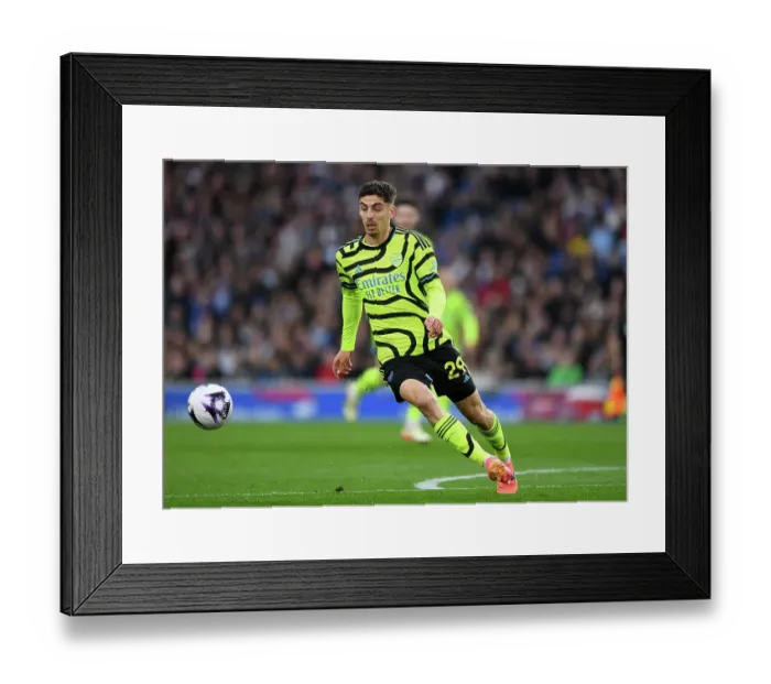 Framed Print : Brighton & Hove Albion v Arsenal FC - Premier League