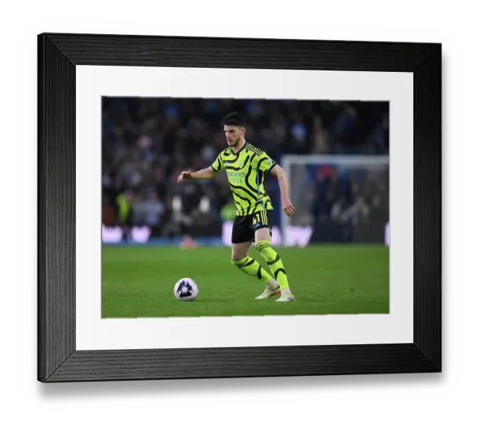 Framed Print : Brighton & Hove Albion v Arsenal FC - Premier League