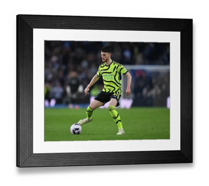Framed Print : Brighton & Hove Albion v Arsenal FC - Premier League