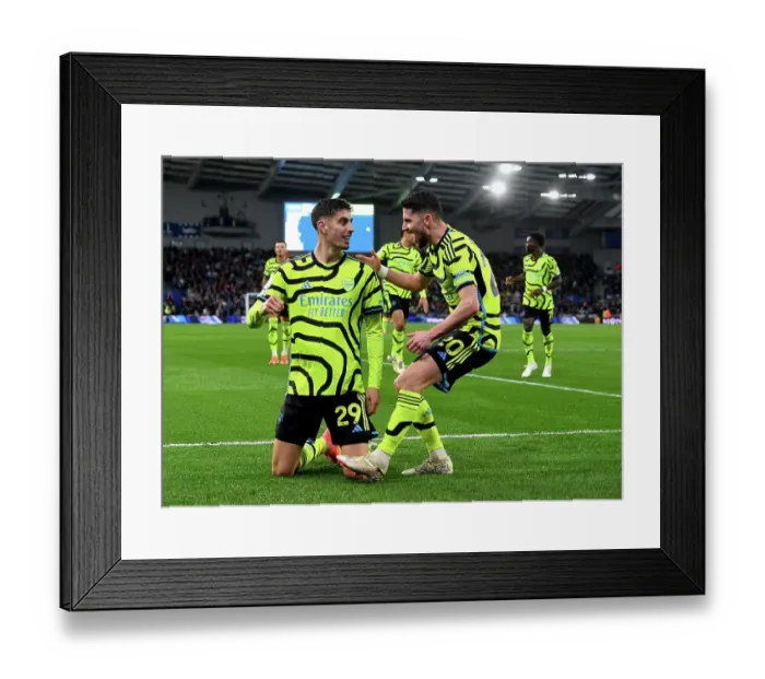 Framed Print : Brighton & Hove Albion v Arsenal FC - Premier League
