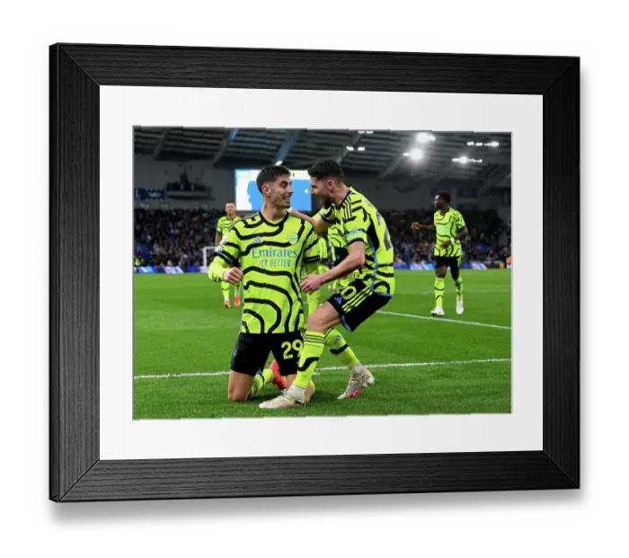 Framed Print : Brighton & Hove Albion v Arsenal FC - Premier League