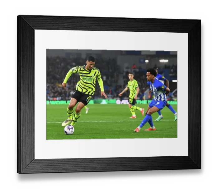 Framed Print : Brighton & Hove Albion v Arsenal FC - Premier League