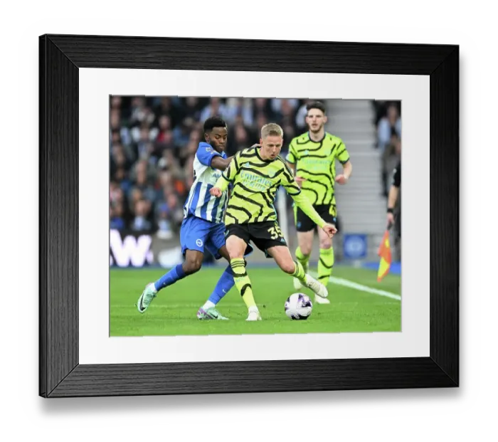 Framed Print : Brighton & Hove Albion v Arsenal FC - Premier League
