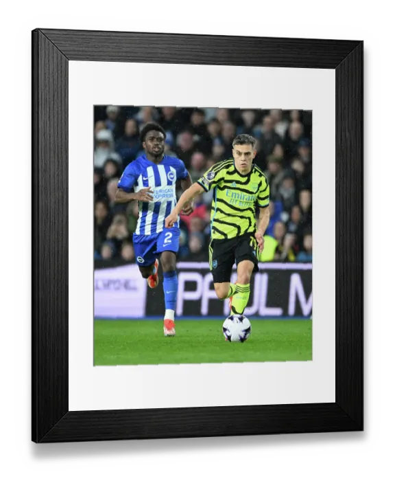 Framed Print : Brighton & Hove Albion v Arsenal FC - Premier League Framed Print : Brighton & Hove Albion v Arsenal FC - Premier League