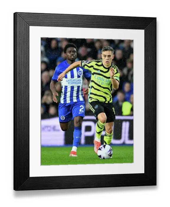Framed Print : Brighton & Hove Albion v Arsenal FC - Premier League Framed Print : Brighton & Hove Albion v Arsenal FC - Premier League