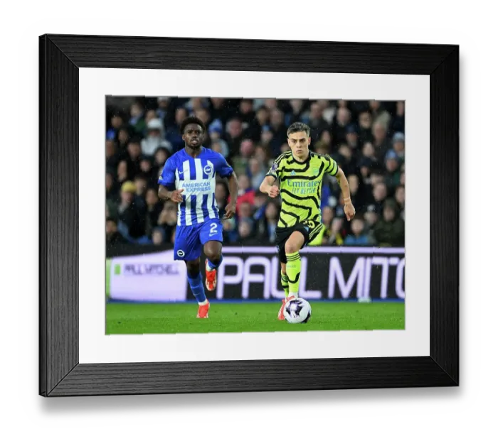 Framed Print : Brighton & Hove Albion v Arsenal FC - Premier League Framed Print : Brighton & Hove Albion v Arsenal FC - Premier League