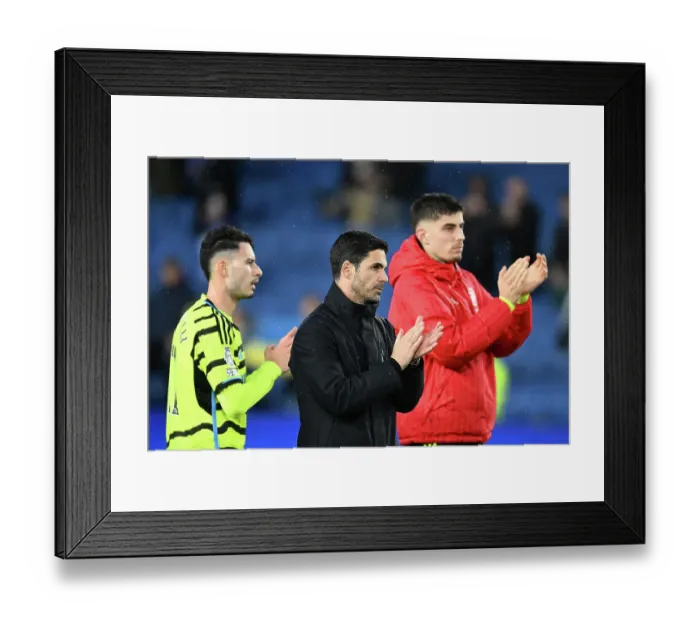 Framed Print : Brighton & Hove Albion v Arsenal FC - Premier League