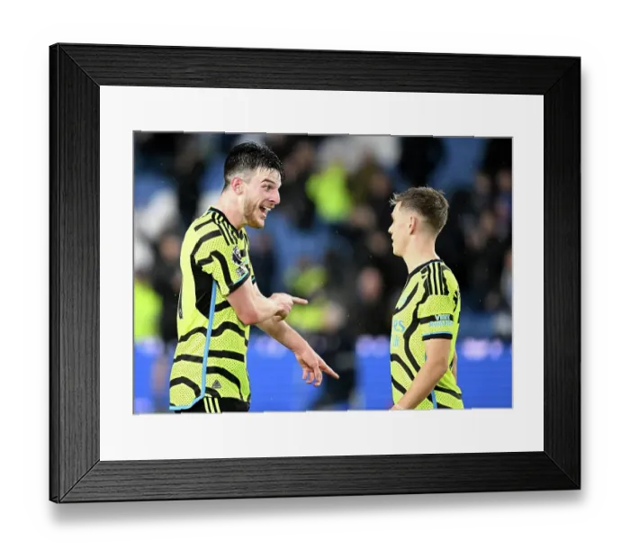 Framed Print : Brighton & Hove Albion v Arsenal FC - Premier League Framed Print : Brighton & Hove Albion v Arsenal FC - Premier League