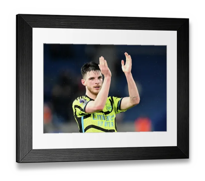 Framed Print : Brighton & Hove Albion v Arsenal FC - Premier League