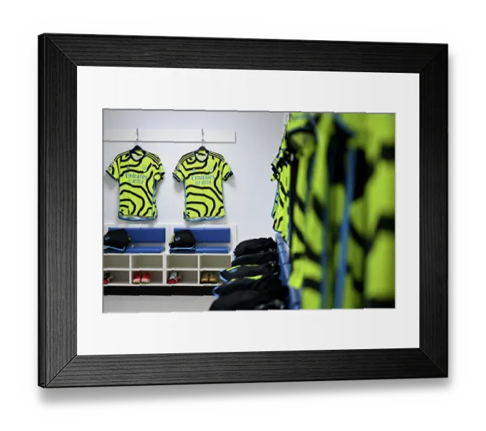 Framed Print : Brighton & Hove Albion v Arsenal FC - Premier League Framed Print : Brighton & Hove Albion v Arsenal FC - Premier League