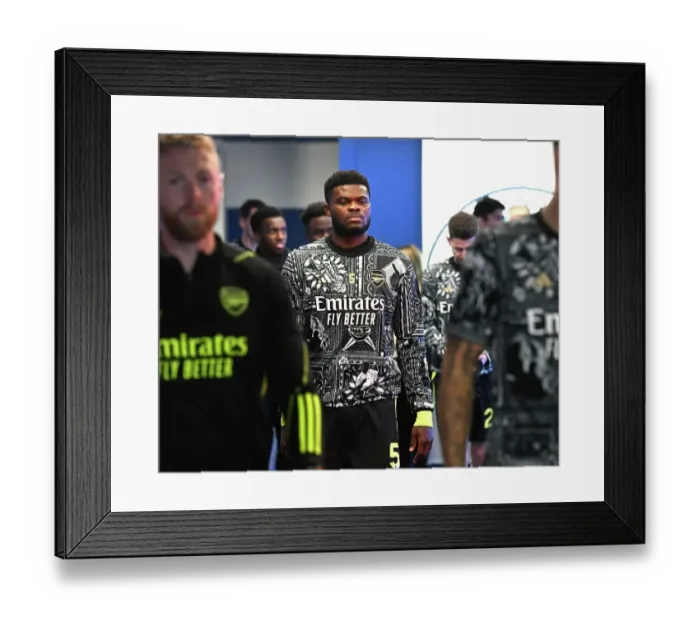 Framed Print : Brighton & Hove Albion v Arsenal FC - Premier League Framed Print : Brighton & Hove Albion v Arsenal FC - Premier League