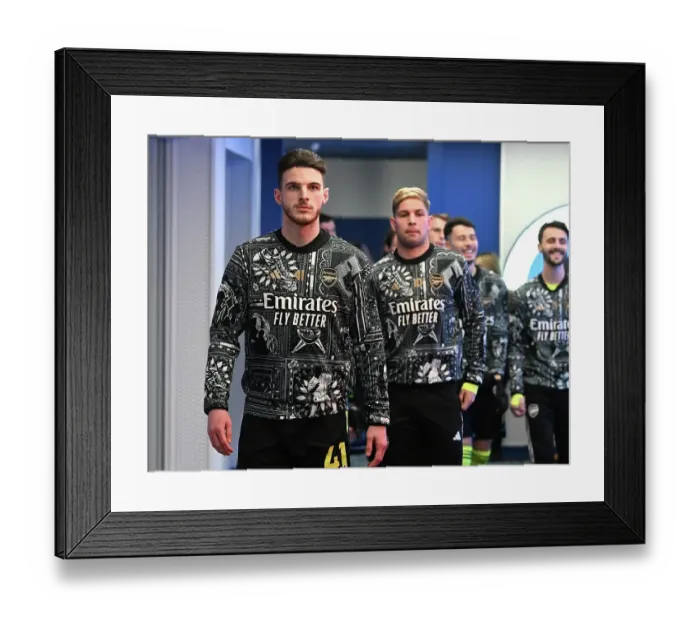 Framed Print : Brighton & Hove Albion v Arsenal FC - Premier League
