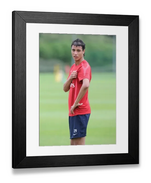 Framed Print : Marouane Chamakh at Arsenal Training Ground, 2010 Framed Print : Marouane Chamakh at Arsenal Training Ground, 2010