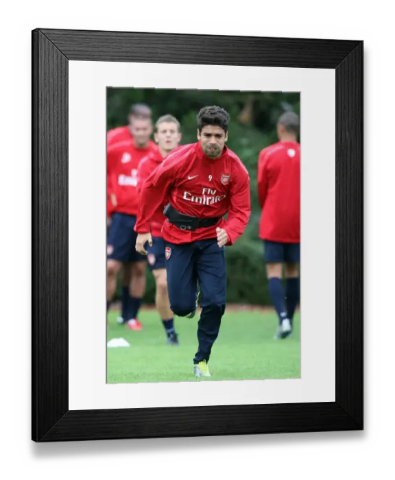 Framed Print : Eduardo (Arsenal). Arsenal Training Session. Arsenal Training Ground. London Colney