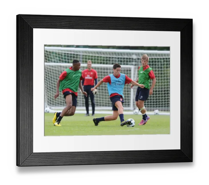 Framed Print : Samir Nasri, Sanchez Watt and Andrey Arshavin (Arsenal). Arsenal Training Ground