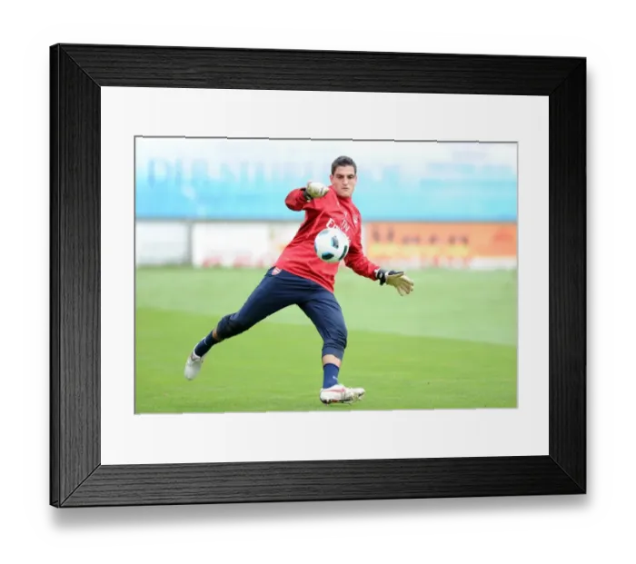 Framed Print : Arsenal's Vito Mannone at 2010 Training Camp, Austria