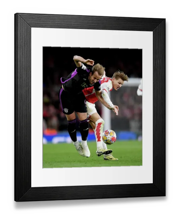 Framed Print : Arsenal FC v FC Bayern Munchen: Quarter-final First Leg - UEFA Champions League 2023 / 24