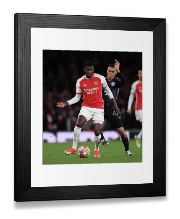 Framed Print : Arsenal FC v FC Bayern München: Quarter-final First Leg - UEFA Champions League 2023 / 24 Arsenal FC v FC Bayern Munchen: Quarter-final First Leg - UEFA Champions League 2023 / 24