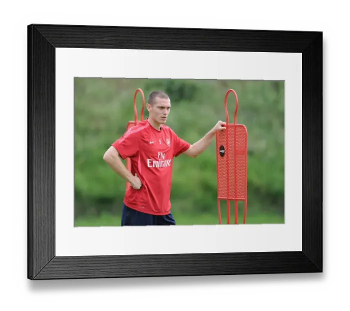 Framed Print : Thomas Vermaelen at Arsenal Training Camp, Austria, 2010 Framed Print : Thomas Vermaelen at Arsenal Training Camp, Austria, 2010