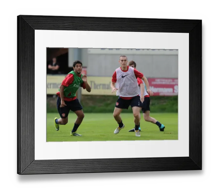 Framed Print : Thomas Vermaelen and Carlos Vela (Arsenal). Arsenal Training Camp, Bad Waltersdorf