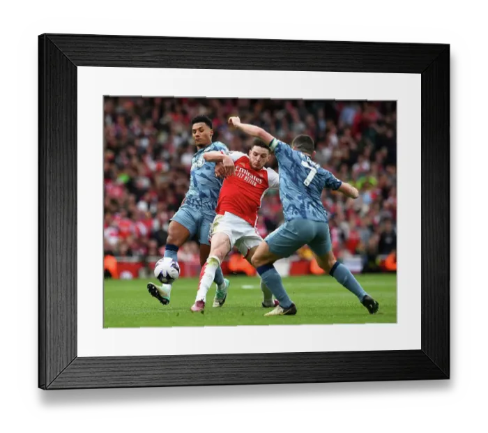 Framed Print : Arsenal FC v Aston Villa - Premier League Framed Print : Arsenal FC v Aston Villa - Premier League