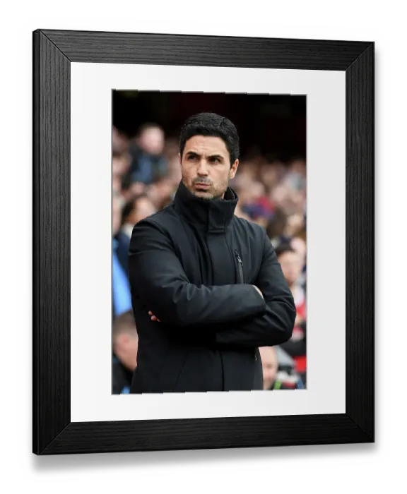 Framed Print : Arsenal FC v Aston Villa - Premier League Framed Print : Arsenal FC v Aston Villa - Premier League