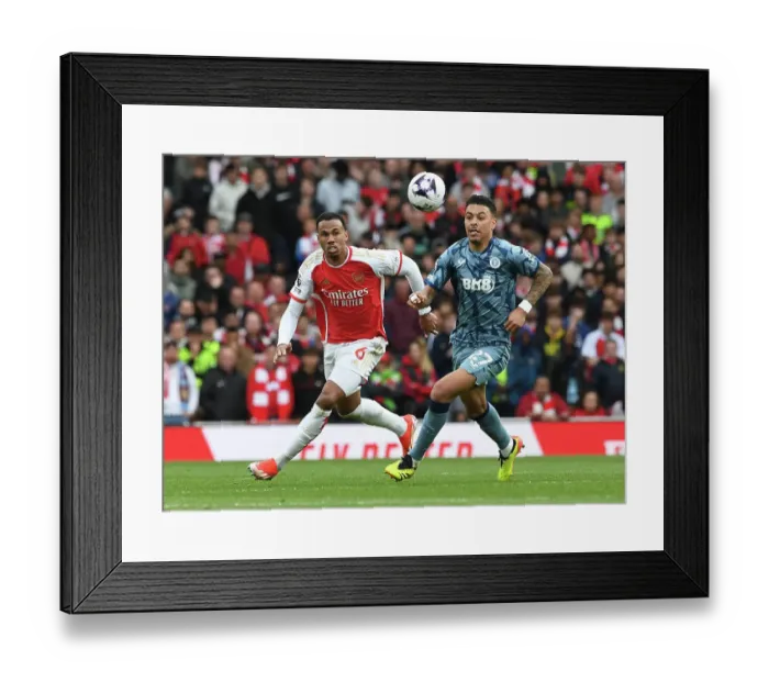 Framed Print : Arsenal FC v Aston Villa - Premier League