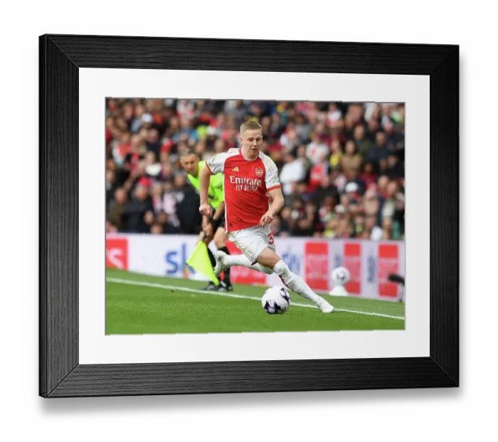 Framed Print : Arsenal FC v Aston Villa - Premier League