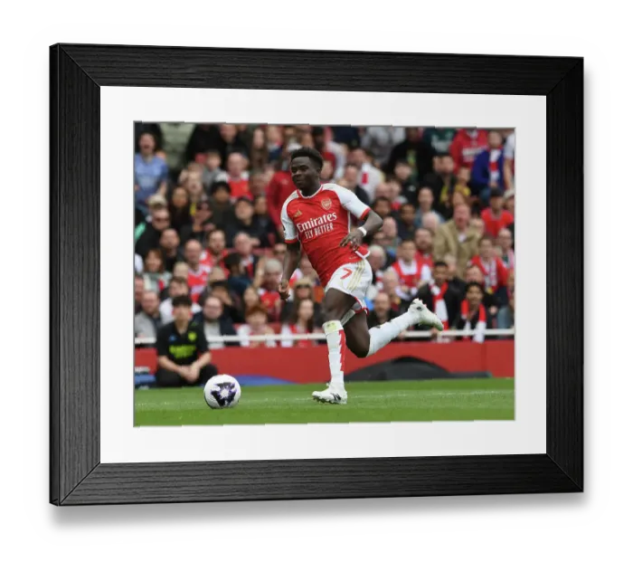 Framed Print : Arsenal FC v Aston Villa - Premier League