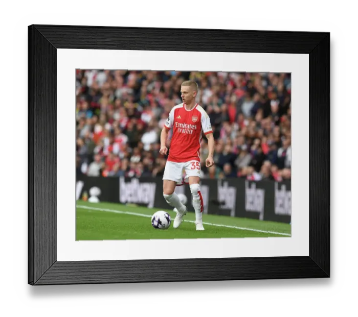 Framed Print : Arsenal FC v Aston Villa - Premier League