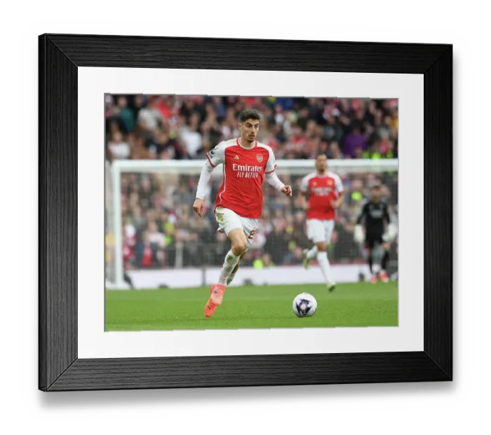 Framed Print : Arsenal FC v Aston Villa - Premier League