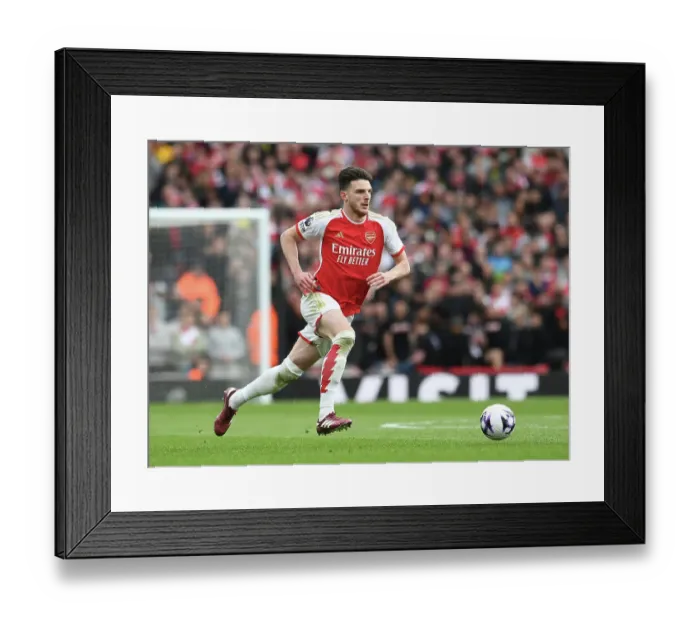 Framed Print : Arsenal FC v Aston Villa - Premier League Framed Print : Arsenal FC v Aston Villa - Premier League