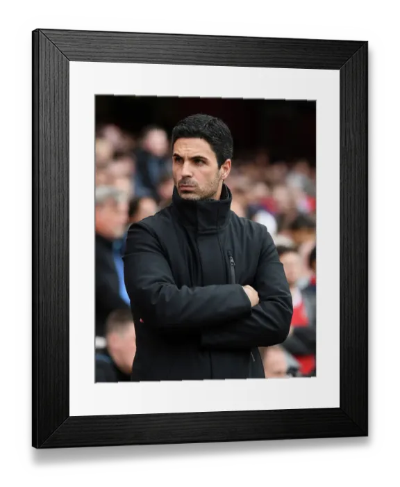 Framed Print : Arsenal FC v Aston Villa - Premier League Framed Print : Arsenal FC v Aston Villa - Premier League