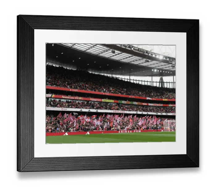 Framed Print : Arsenal FC v Aston Villa - Premier League Framed Print : Arsenal FC v Aston Villa - Premier League