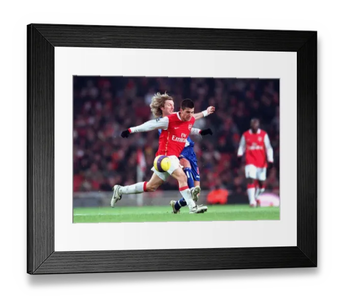 Framed Print : Cesc Fabregas (Arsenal) Robbie Savage (Blackburn) Framed Print : Cesc Fabregas (Arsenal) Robbie Savage (Blackburn)