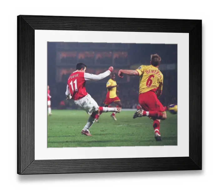 Framed Print : Robin van Persie shoots past Watford goalkeeper Ben Foster the score the 2nd Arsenal goal Framed Print : Robin van Persie shoots past Watford goalkeeper Ben Foster the score the 2nd Arsenal goal