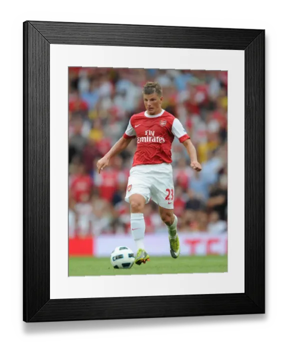 Framed Print : Arsenal's Andrey Arshavin Shines in 6-0 Victory over Blackpool Framed Print : Arsenal's Andrey Arshavin Shines in 6-0 Victory over Blackpool