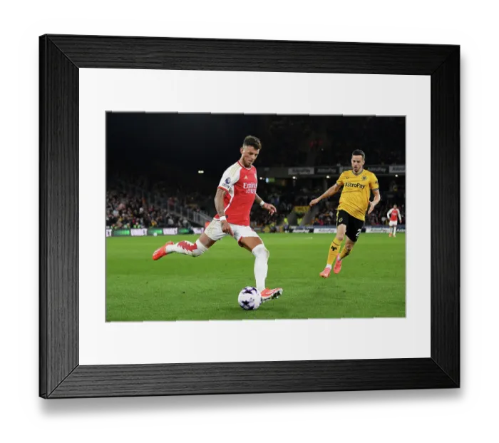 Framed Print : Wolverhampton Wanderers v Arsenal FC - Premier League Framed Print : Wolverhampton Wanderers v Arsenal FC - Premier League
