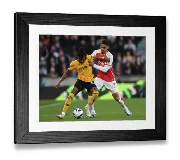 Framed Print : Wolverhampton Wanderers v Arsenal FC - Premier League Framed Print : Wolverhampton Wanderers v Arsenal FC - Premier League