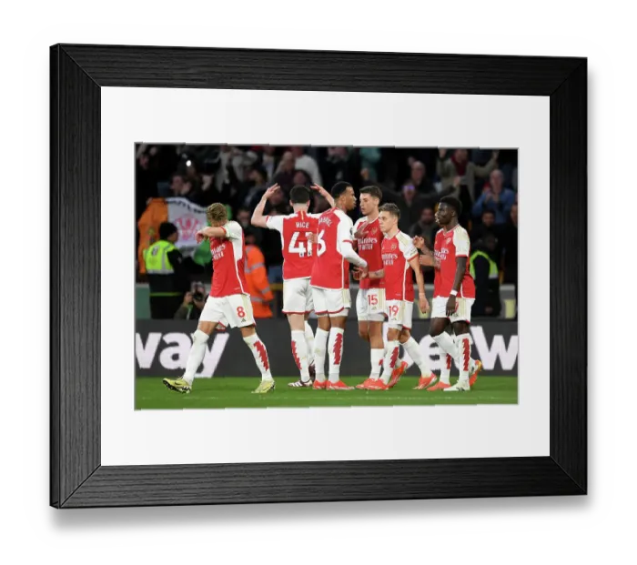 Framed Print : Wolverhampton Wanderers v Arsenal FC - Premier League Framed Print : Wolverhampton Wanderers v Arsenal FC - Premier League