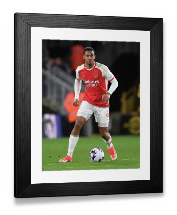 Framed Print : Wolverhampton Wanderers v Arsenal FC - Premier League