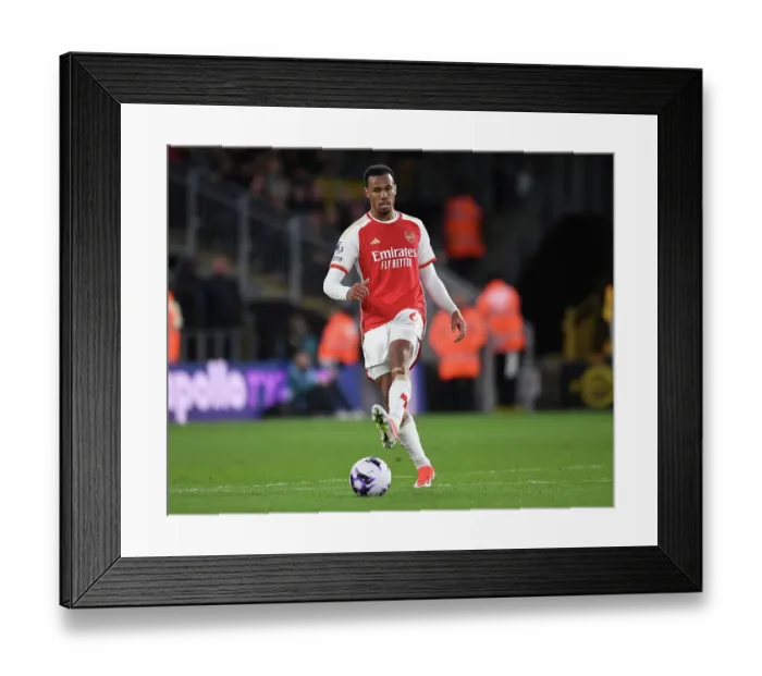 Framed Print : Wolverhampton Wanderers v Arsenal FC - Premier League